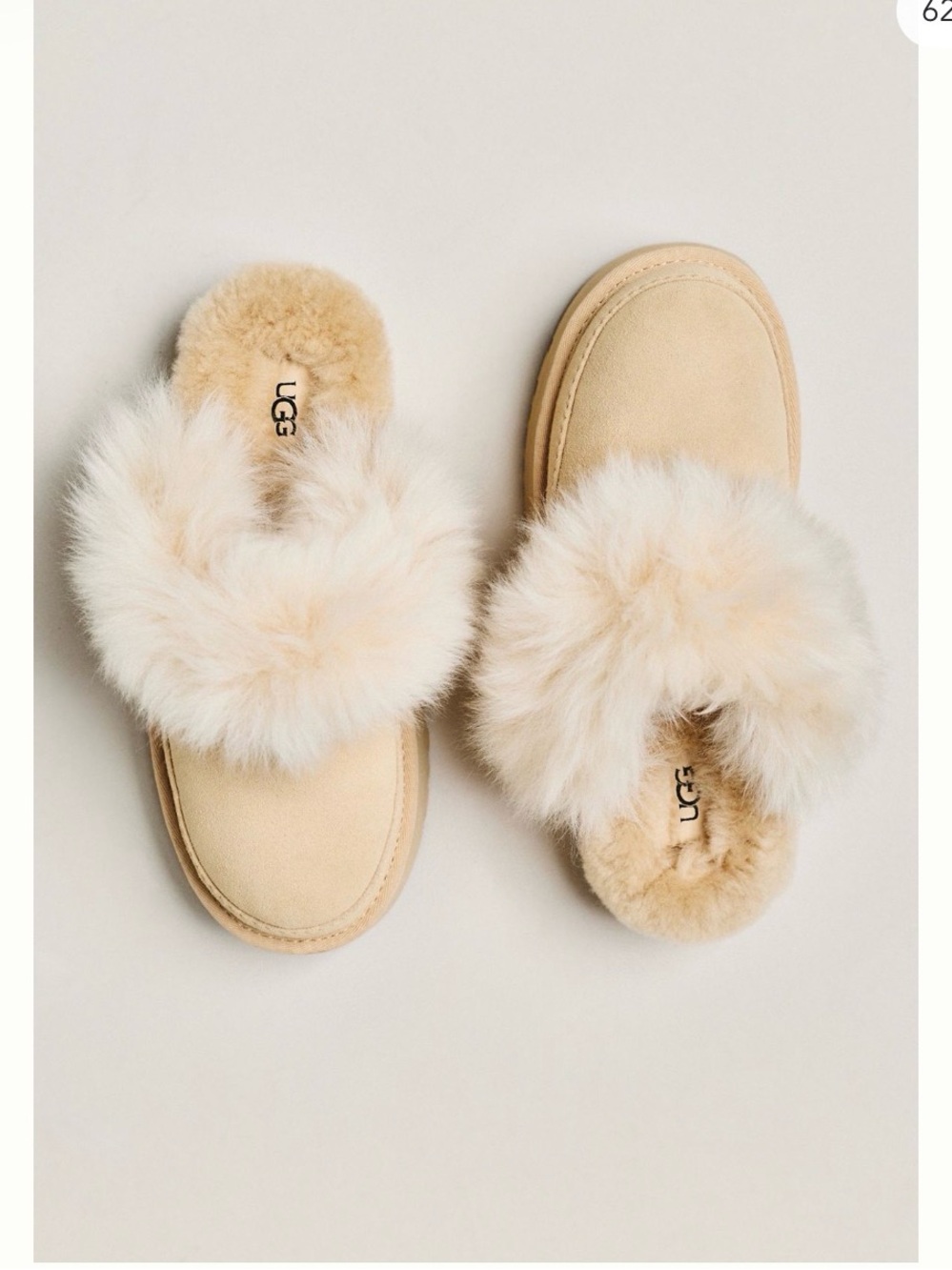 UGG Disquette Chalet Slippers